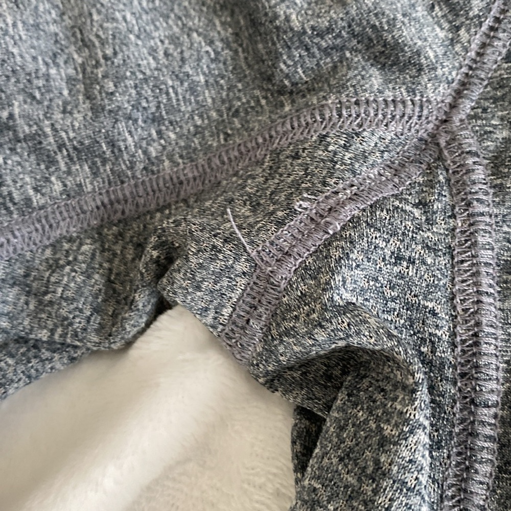 Champion grey heather sweatshirt with mesh panels - Picture 16 of 17
